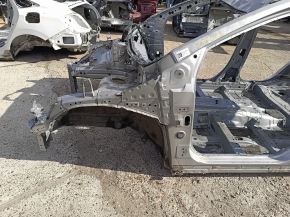Чверть передня ліва Toyota Prius 50 16-22 на кузові, срібло