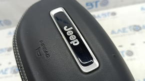 Подушка безопасности airbag в руль водительская Jeep Grand Cherokee WL 21-24 кожа наппа, черная, царапины, тычка
