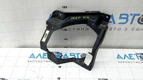 Кронштейн насадки глушителя правый Jeep Grand Cherokee WL 22-26