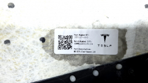 Маркировка детали накладки центральной стойки для Tesla Model X 22-26