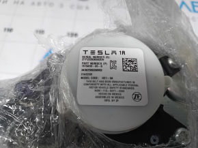 Пассажирский ремень безопасности Tesla Model X 22-26 стрельнувший, царапины