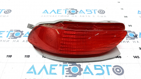 Катафот заднього бампера правий втф Lexus RX330 RX350 RX400h 06-08 США