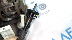Близкий план разъема педали тормоза для модели Ford даны с указанием детали.