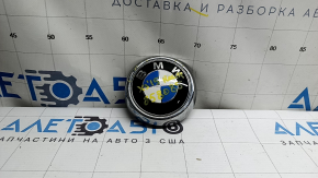 Эмблема двери багажника BMW X3 F25 11-17 сломаны направляйки, потертости