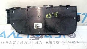 Задняя часть управления сиденьем BMW X3 F25 15-17 без дефектов, в хорошем состоянии.