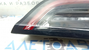Фонарь внутренний крышка багажника правый Tesla Model 3 18-23 тип 2 царапины