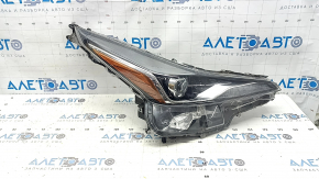 Фара передня права у зборі Toyota Prius 50 19-22 LED, під полірування.