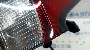 Фонарь верхний крыло правый Toyota Prius 50 19-22 царапины