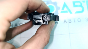 Пищалка передней стойки левая Audi Q3 83A 19-25 Bang and Olufsen
