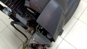 Водительское сидение Audi Q3 83A 19-23 с airbag, S-Line, электрическое, механическая подпорка коленей, подогрев, кожа черная, вставки алькантара, белая строчка, царапины на пластике, под чистку