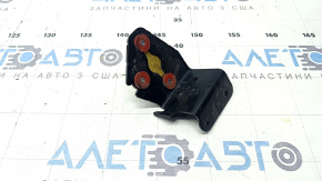 Кронштейн вспомогательного насоса охлаждения Audi A6 C8 19-25 3.0T