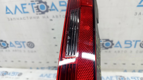 Фонарь заднего бампера правый Audi Q7 16-26 царапины