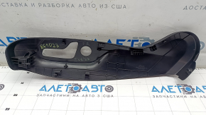 Вид с обратной стороны накладки для пассажирского сидения Kia EV6, год выпуска 2022-2026
