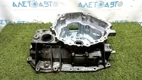 Передняя крышка АКПП Toyota Prius V 12-17 CVT