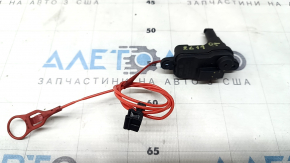 Замок лючка бензобака Audi Q7 16-21 надломана фишка