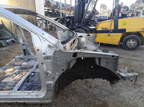 Чверть передня права Lexus RX300 RX330 RX350 RX400h 04-09 на кузові, золотиста, корозія