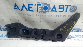 Кріплення заднього бампера праве Mazda 3 19-26 4d Mexico built, зламане кріплення