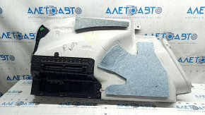 Обшивка арки правая Mazda 3 19-26 4d черная, Mexico built, царапины на пластике