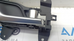 Ручка двери внутренняя задняя правая Kia EV6 22-24 царапины