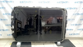 Панорама в зборі Audi Q7 16-26 чорна шторка, подряпини на шторці, подряпини на склі