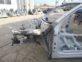 Чверть передня ліва Audi Q7 16-26 на кузові, біла