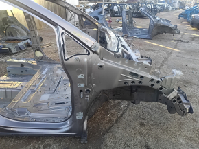 Чверть передня права Chrysler Pacifica 17-26 на кузові, бежева