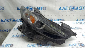 Фара передня права в зборі Mazda 3 19-23 ксенон, пісок