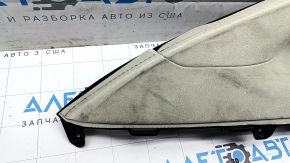 Еще один ракурс накладки задней стойки для Tesla Model X, вид с другой стороны