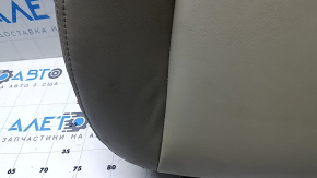 Обшивка подушки пассажирского сиденья Toyota Prius V 12-14 кожа, серая, подогрев, замята