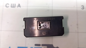 USB Hub центральної консолі Toyota Sienna 21-26 задній
