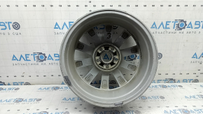 Внутренняя часть диска Toyota Camry 2012-2014 с видимой ржавчиной