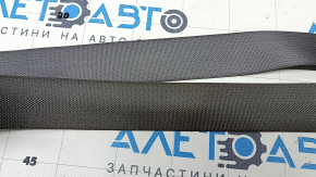 Первая часть ремня безопасности Toyota Sienna, показано состояние ткани и texture.