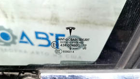 Дверь в сборе передняя левая Tesla Model X 16-21 графит PMNG, царапины на ручке