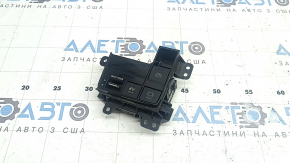 Блок кнопок центральної консолі Toyota Sienna 21-26 чорний глянець, подряпини