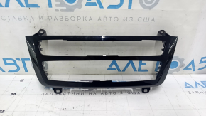Рамка накладка управління радіо та кліматом BMW 3 F30 15-18 рест, чорний глянець, без підсвічування, подряпини