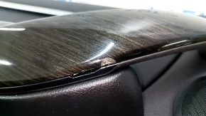 Обшивка дверей картка передня ліва в зборі BMW 3 F30 12-18 чорна, підлокітник та вставка шкіра чорна, хром молдинг, накладка під темне дерево, без підсвічування, з ручкою, подряпини, надриви, скол на 
