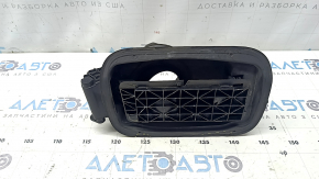 Корпус лючка бензобака BMW 5 F10 11-16 зламана клямка, надірваний ущільнювач