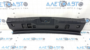 Накладка отвору багажника BMW 5 F10 11-16 потерта, подряпини