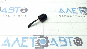 Фишка на сигнал BMW 5 F10 11-16