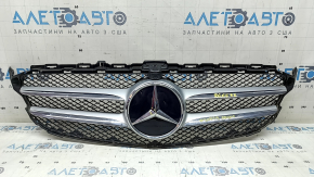 Грати радіатора в зборі grill Mercedes C-class W205 19-21 з емблемою під радар і камеру, пісок, тріщина на елемі