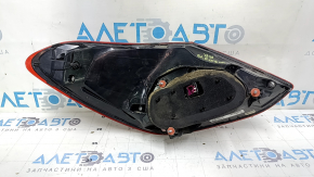 Фонарь правый Mercedes C-class W205 19-21 LED повреждение водой, облез отражатель, царапины