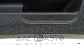 Обшивка двери багажника нижняя Audi Q5 80A 18-25 черная, царапины, потерта