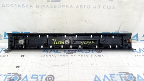 Накладка порога передня ліва Lincoln MKC 15-19 чорна без підсвічування, подряпини, надлом кріплення