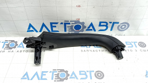 Обшивка двери задней правой BMW X3 G01 18-21, ракурс сбоку