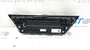 Задняя панель детали управления климат-контролем, проверка на наличие повреждений перед установкой.