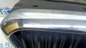 Решетка радиатора grill в сборе BMW 5 G30 17-23 Sport Line, с жалюзи дефлектором радиатора, хром, песок, выцвела глянцевая накладка