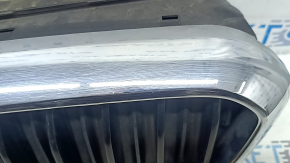 Решетка радиатора grill в сборе BMW 5 G30 17-23 Sport Line, с жалюзи дефлектором радиатора, хром, песок, выцвела глянцевая накладка