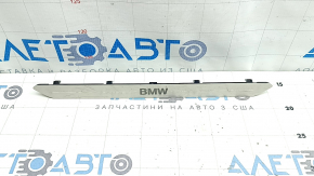 Вставка накладки порога передня ліва BMW X5 G05 19-23 хром BMW, з підсвічуванням, подряпини