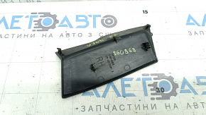 Накладка фонаря правая Toyota Camry v70 18-20 структура, трещины в креплениях
