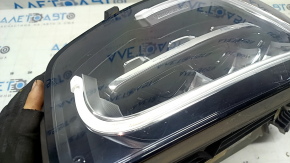 Фара передняя правая в сборе Mercedes GLC 20-22 LED с уплотнителем, песок, царапины